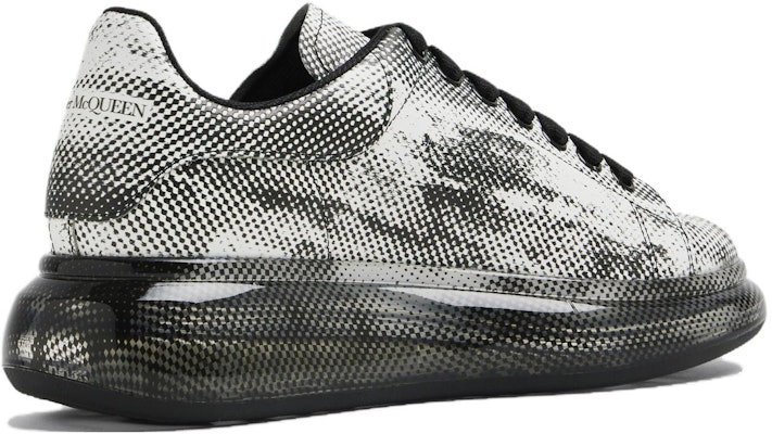 알렉산더 맥퀸 블랙 화이트 레더 로우탑 스니커즈 735775WICYX9061 Lookbook 알렉산더 맥퀸 블랙 화이트 레더 로우탑 스니커즈 735775WICYX9061