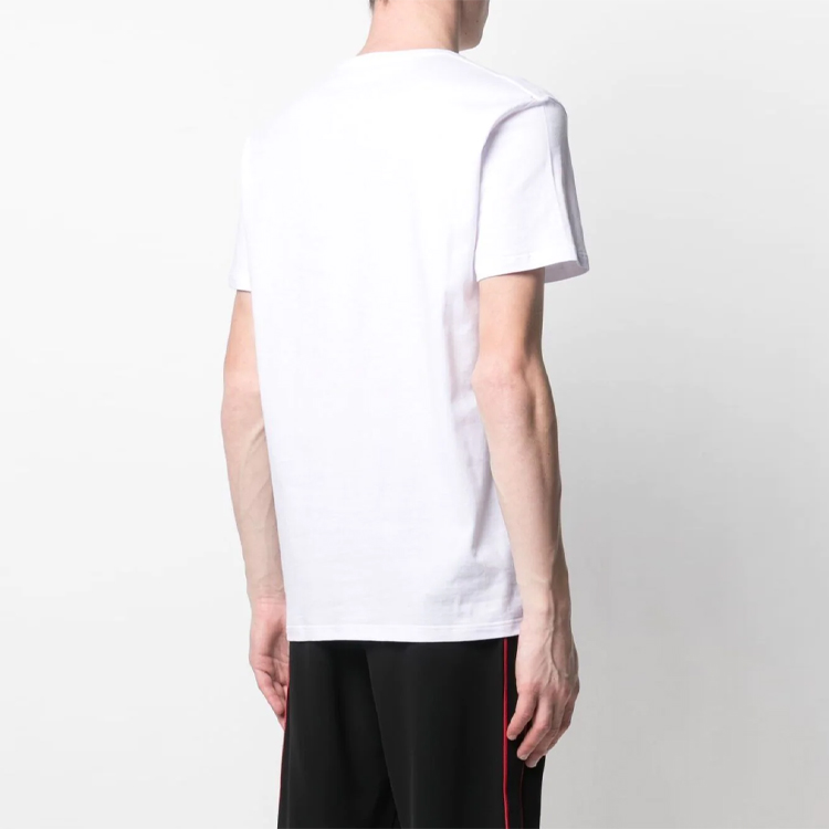 Shop 알렉산더맥퀸 로고 자수 크루넥 반팔 티셔츠 화이트 남성용 649876QRZ560900