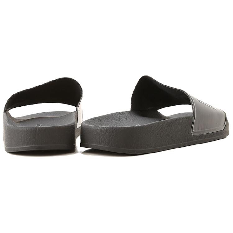 Shop Alexander McQueen Selipar Logo Hitam Putih 547040-R2587-1006