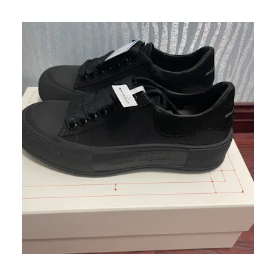 Alexander McQueen Low Top 'Fashion Minimalist'