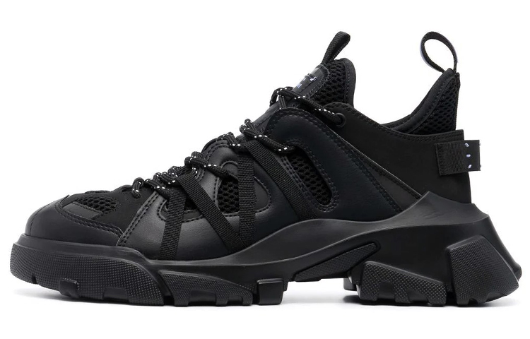 Buy 알렉산더 맥퀸 맥큐 디센더 레이스업 스니커즈 '코어 블랙' 652434R28141000