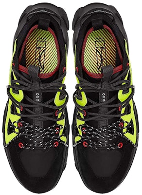 McQ Alexander McQueen 亞歷山大·麥昆 皮革時尚運動鞋 黑黃色 Shop McQ Alexander McQueen 亞歷山大·麥昆 皮革時尚運動鞋 黑黃色