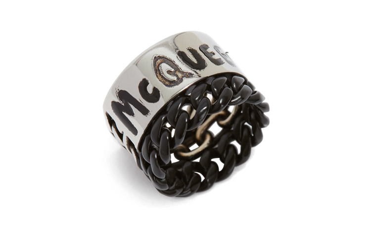 Order Alexander McQueen Metal Letter Graffiti Chain Ring in Antique Silver. 663855IAG2Y1060