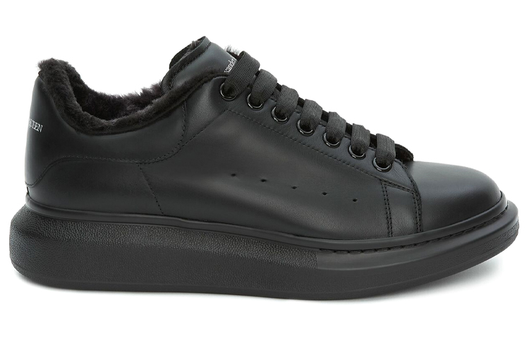 Order Alexander McQueen Bersaiz Besar Bulu Hitam 604228WHVJX1000