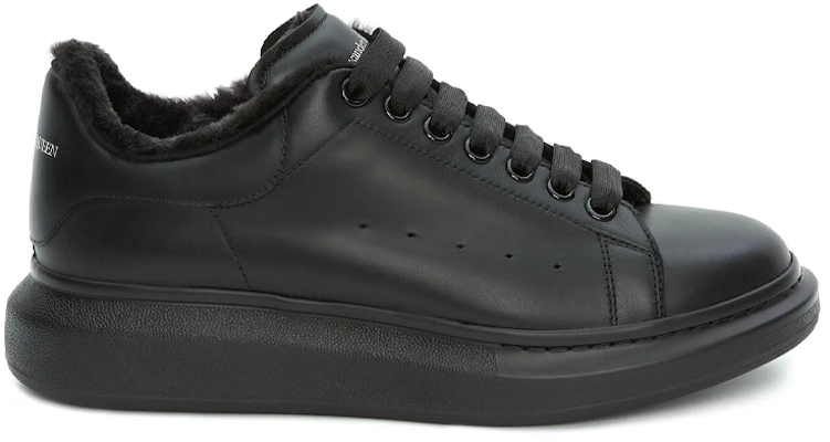 Alexander McQueen Bersaiz Besar Bulu Hitam 604228WHVJX1000 Order Alexander McQueen Bersaiz Besar Bulu Hitam 604228WHVJX1000