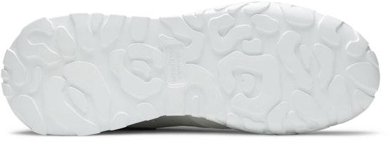 Alexander McQueen Sepatu Oversized Court 'Putih Hitam' 634619-WHZ96-9061 Shop Alexander McQueen Sepatu Oversized Court 'Putih Hitam' 634619-WHZ96-9061