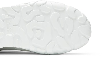 Alexander McQueen Oversized Court Trainer 'Putih Hitam' 634619WIA999061 Purchase Alexander McQueen Oversized Court Trainer 'Putih Hitam' 634619WIA999061