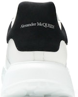 Alexander McQueen Sepatu Oversized Court 'Putih Hitam' 634619-WHZ96-9061 Sizing Alexander McQueen Sepatu Oversized Court 'Putih Hitam' 634619-WHZ96-9061