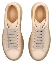 アレキサンダー・マックイーン オーバーサイズ ロートップスニーカー (ベージュ) 709817WIBNY2404 Lookbook アレキサンダー・マックイーン オーバーサイズ ロートップスニーカー (ベージュ) 709817WIBNY2404