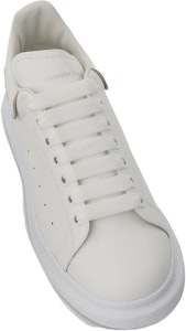 Alexander McQueen Oversized Low-Top Sneakers 'Beige White' Lelaki Wanita 688521WIB9P9071 Shop Alexander McQueen Oversized Low-Top Sneakers 'Beige White' Lelaki Wanita 688521WIB9P9071