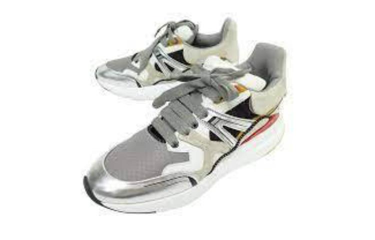 Shop Alexander McQueen Zapatillas Oversized Patchwork 'Cocktail Blanco' 526201-WHSJ3-8469