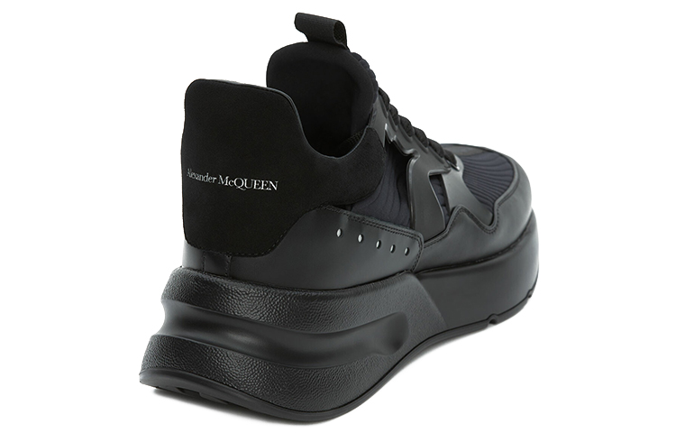 Lookbook Alexander McQueen Zapatillas Oversized Runner 'Negro' 604281-WHXI1-1081