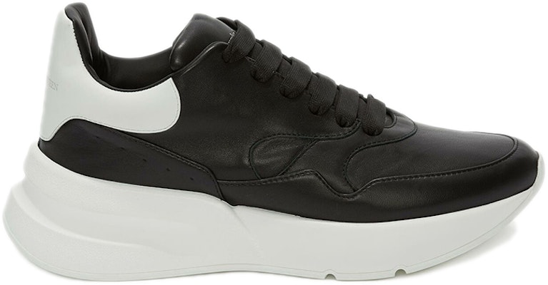 Alexander McQueen Oversized Runner 'Black White' 575425-WHRU3-1070 Order Alexander McQueen Oversized Runner 'Black White' 575425-WHRU3-1070