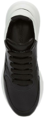 Alexander McQueen Oversized Runner 'Black White' 575425-WHRU3-1070 Purchase Alexander McQueen Oversized Runner 'Black White' 575425-WHRU3-1070