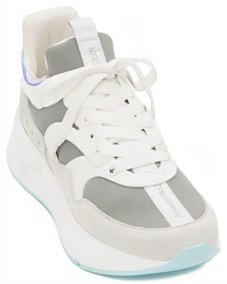 Alexander McQueen Oversized Runner ''Iridescente'' 610818-WHWJ6-9258 Order Alexander McQueen Oversized Runner ''Iridescente'' 610818-WHWJ6-9258