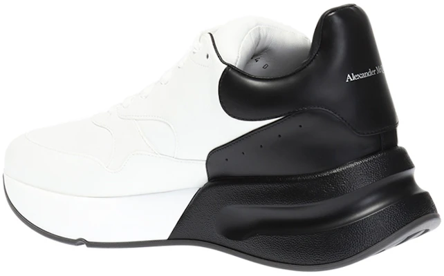 Alexander McQueen Oversized Runner ''Blanc Noir'' 553683-WHRU3-9034 Lookbook Alexander McQueen Oversized Runner ''Blanc Noir'' 553683-WHRU3-9034