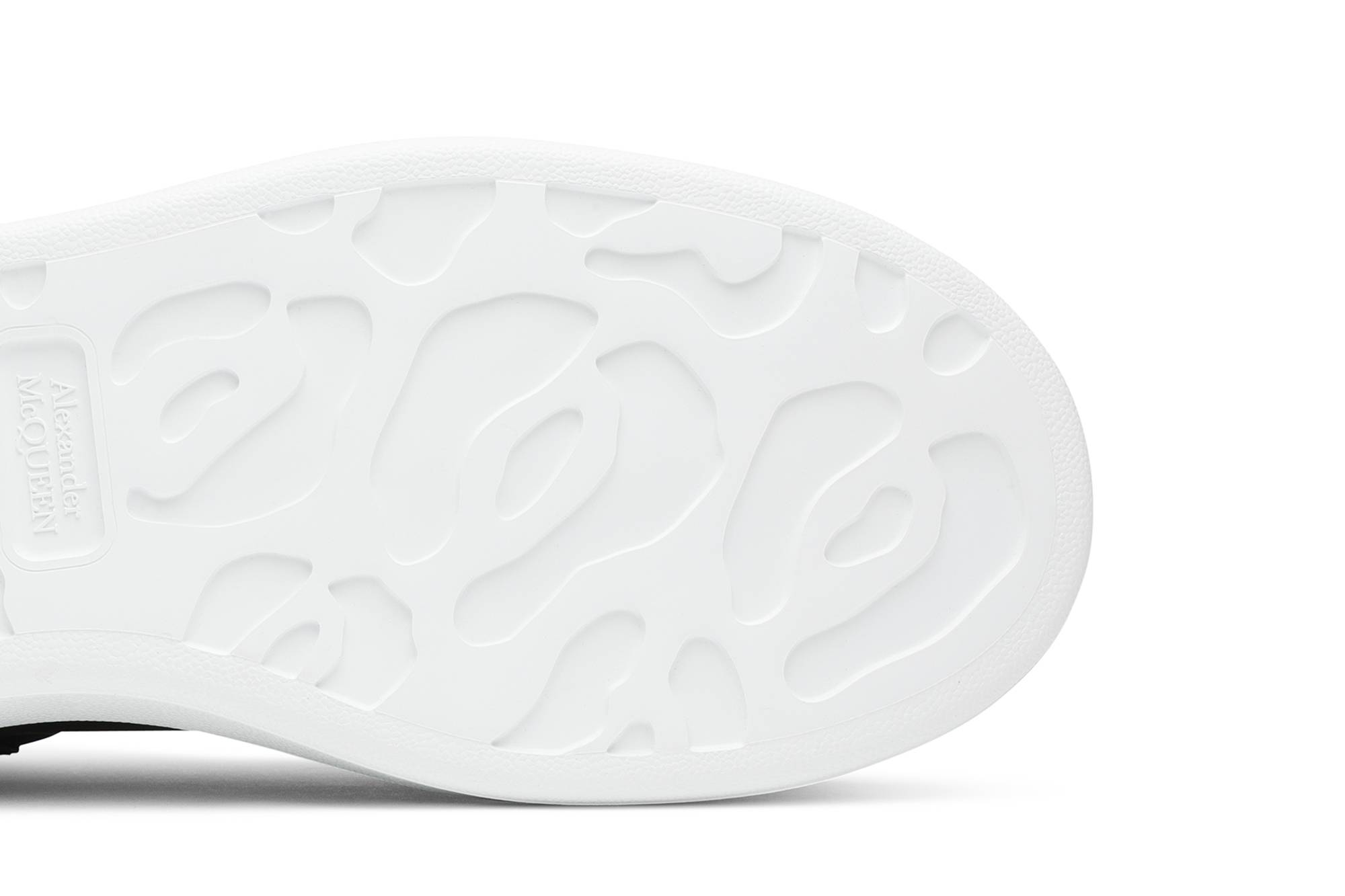 Purchase Alexander McQueen Oversized Sneaker 2019 'Hitam' 553680-WHGP5-1000