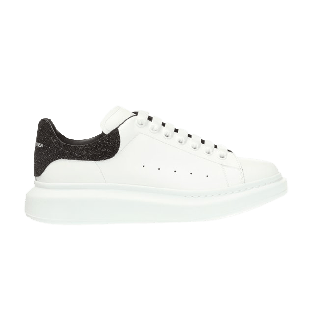 Buy 亞歷山大·麥昆 2019年款 燙銀黑色閃亮厚底運動鞋 553680-WHVIT-9581