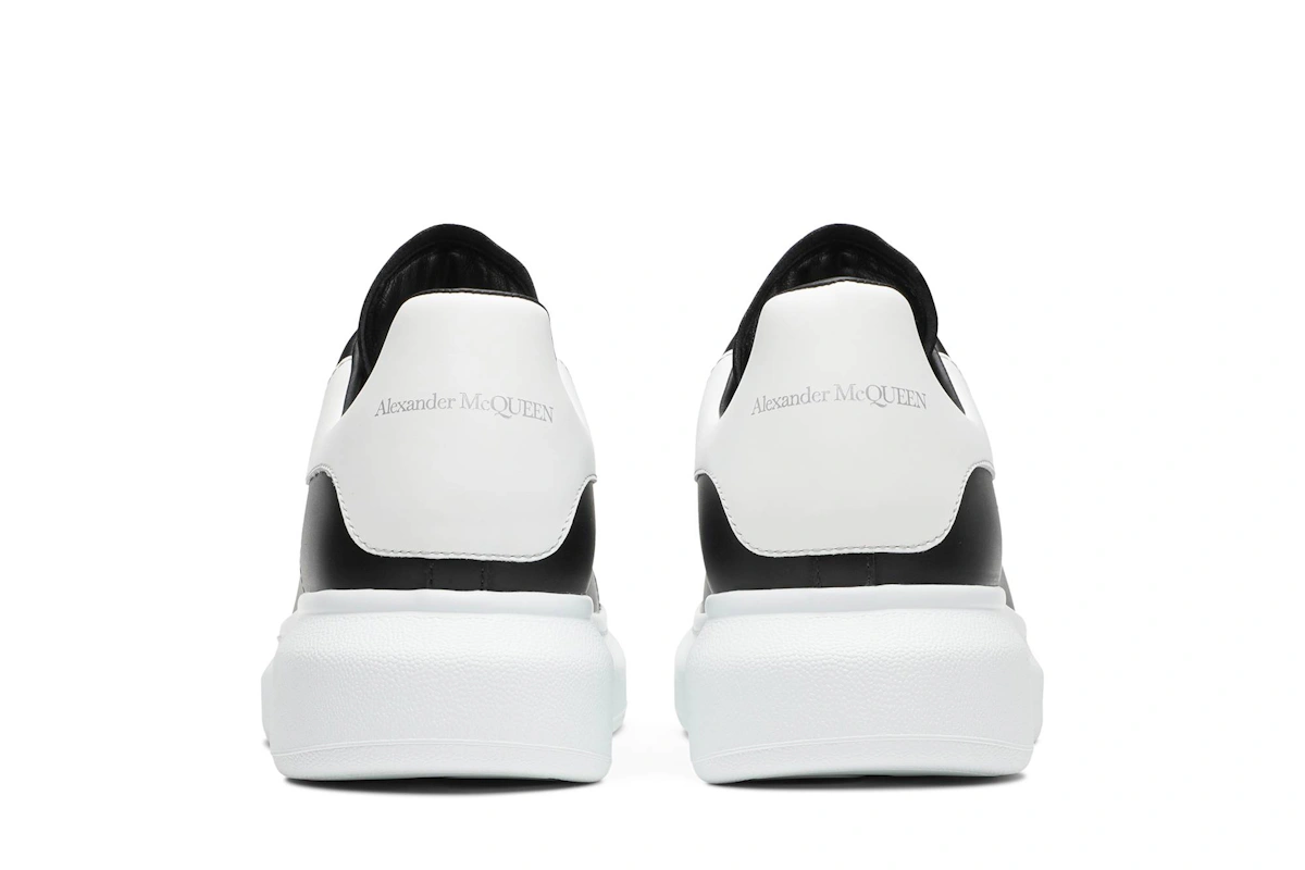 Alexander McQueen Oversized Sneaker 2019 'Black White'