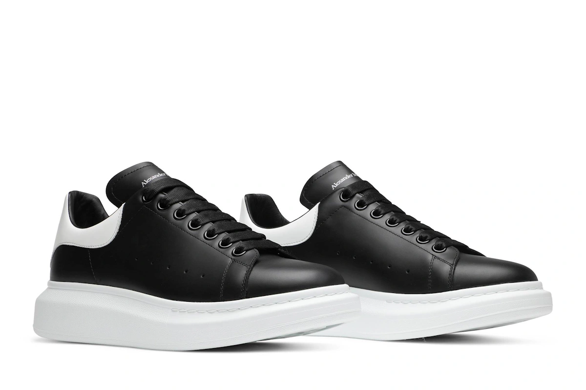 Alexander McQueen Oversized Sneaker 2019 'Black White'