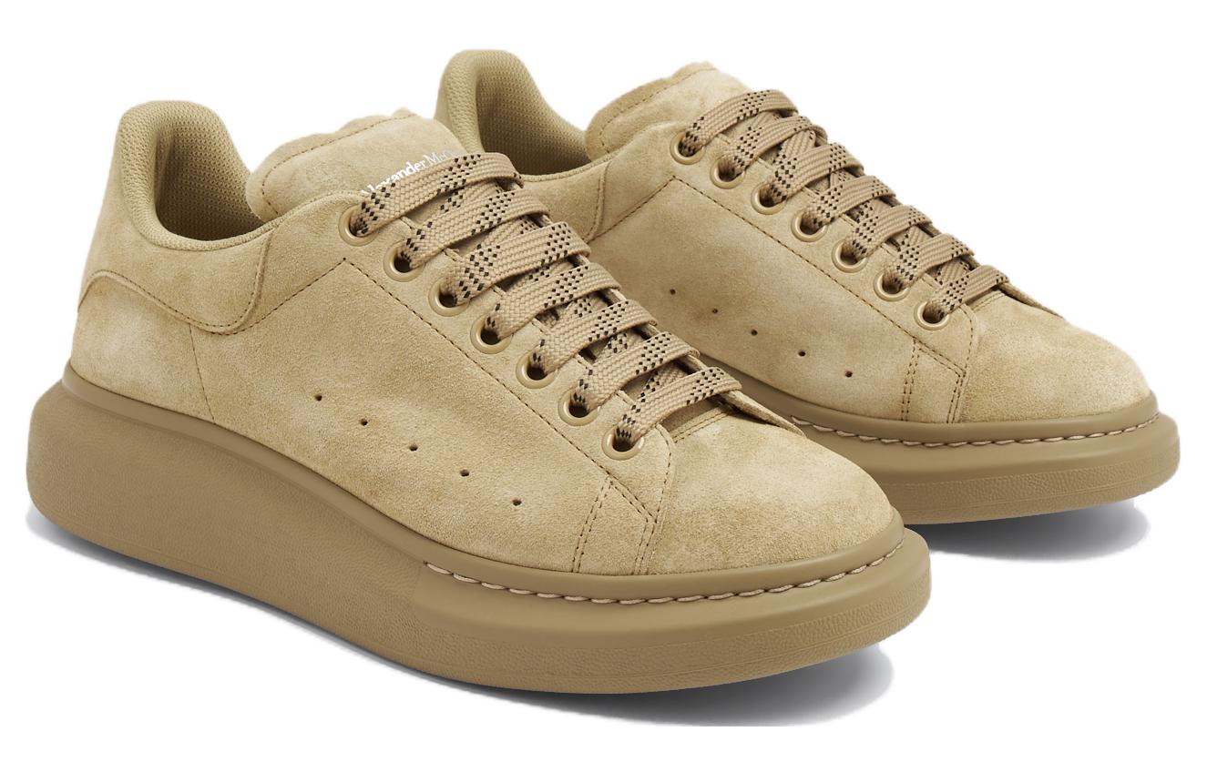 Lookbook Alexander McQueen Zapatillas Oversized 'Beige Suede' 688520WIA5L2116