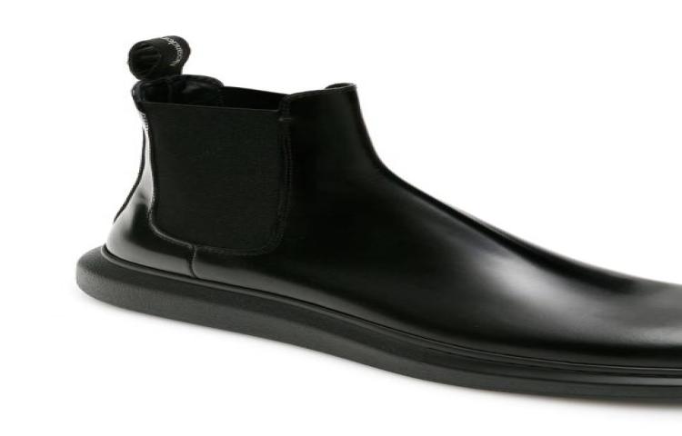 Buy 亚历山大麦昆黑色厚底运动鞋 212527LSV000001_1000