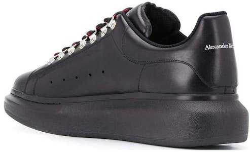 アレキサンダー・マックイーン オーバーサイズ スニーカー (黒) 604248-WHRWA-1000 Lookbook アレキサンダー・マックイーン オーバーサイズ スニーカー (黒) 604248-WHRWA-1000