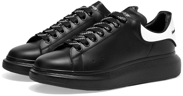 Alexander McQueen Sepatu Oversized 'Hitam' 625156WHXMT1006 Lookbook Alexander McQueen Sepatu Oversized 'Hitam' 625156WHXMT1006