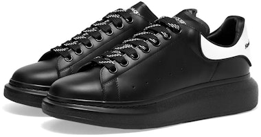 알렉산더 맥퀸 오버사이즈 스니커즈 (블랙) 625156-WHXMT-1006 Lookbook 알렉산더 맥퀸 오버사이즈 스니커즈 (블랙) 625156-WHXMT-1006