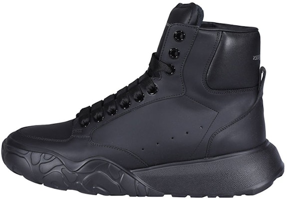 Alexander McQueen Sepatu Oversized 'Hitam' 667805WIA9I1000 Buy Alexander McQueen Sepatu Oversized 'Hitam' 667805WIA9I1000