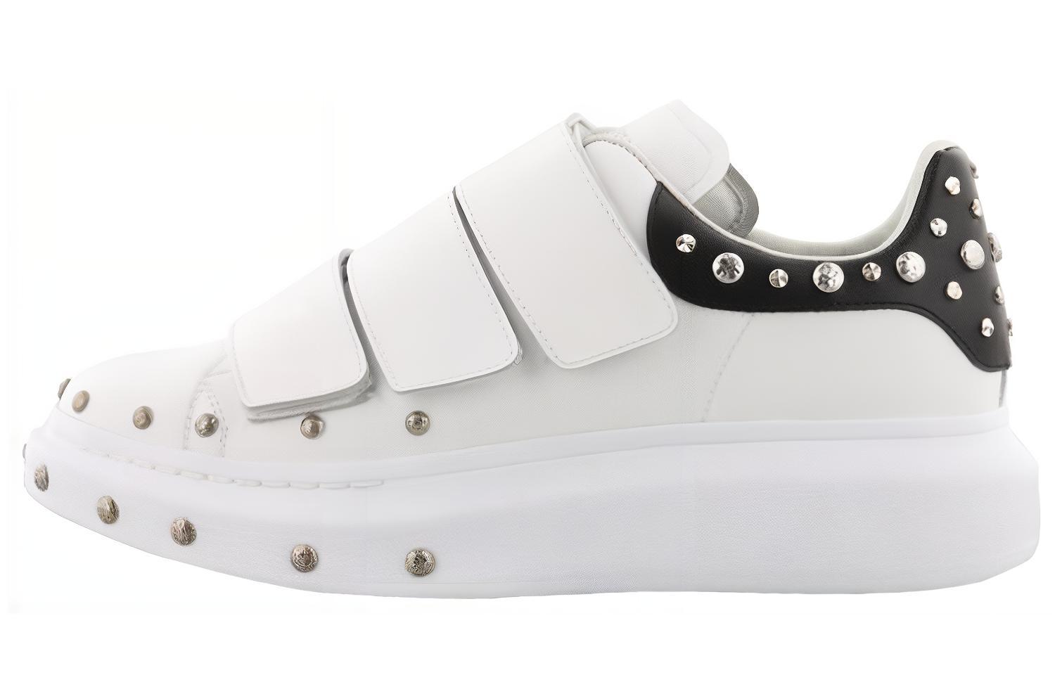 Buy Alexander McQueen Kasut Oversaiz 'Hitam dan Putih' 485248WHGP59061