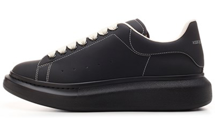 Alexander McQueen Oversized Sneaker 'Black Ivory' 682425-W4RJ1-1053