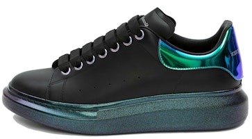 Alexander McQueen Oversized Sneaker 'Black Pearlescent' 625168WHYBA1252 Alexander McQueen Oversized Sneaker 'Black Pearlescent' 625168WHYBA1252