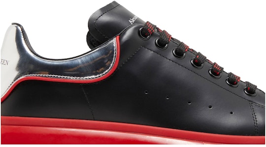 Alexander McQueen Sepatu Oversized 'Hitam Perak Merah Mengkilap' 705068-WIBNZ-1091 Order Alexander McQueen Sepatu Oversized 'Hitam Perak Merah Mengkilap' 705068-WIBNZ-1091
