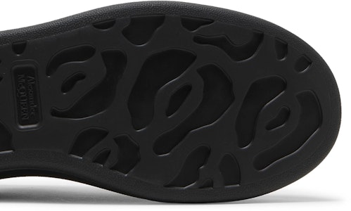 Alexander McQueen Sepatu Oversized 'Hitam Perak Holo' 645868-WIBNV-1587 Purchase Alexander McQueen Sepatu Oversized 'Hitam Perak Holo' 645868-WIBNV-1587