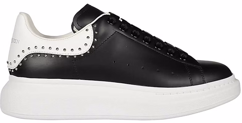 Alexander McQueen Oversized Sneaker 'Black Studs' 628017-WHTQQ-1071 Order Alexander McQueen Oversized Sneaker 'Black Studs' 628017-WHTQQ-1071