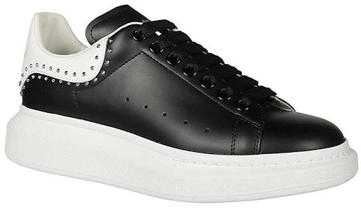 Alexander McQueen 黑色鉚釘裝飾大號運動鞋 628017-WHTQQ-1071 Lookbook Alexander McQueen 黑色鉚釘裝飾大號運動鞋 628017-WHTQQ-1071