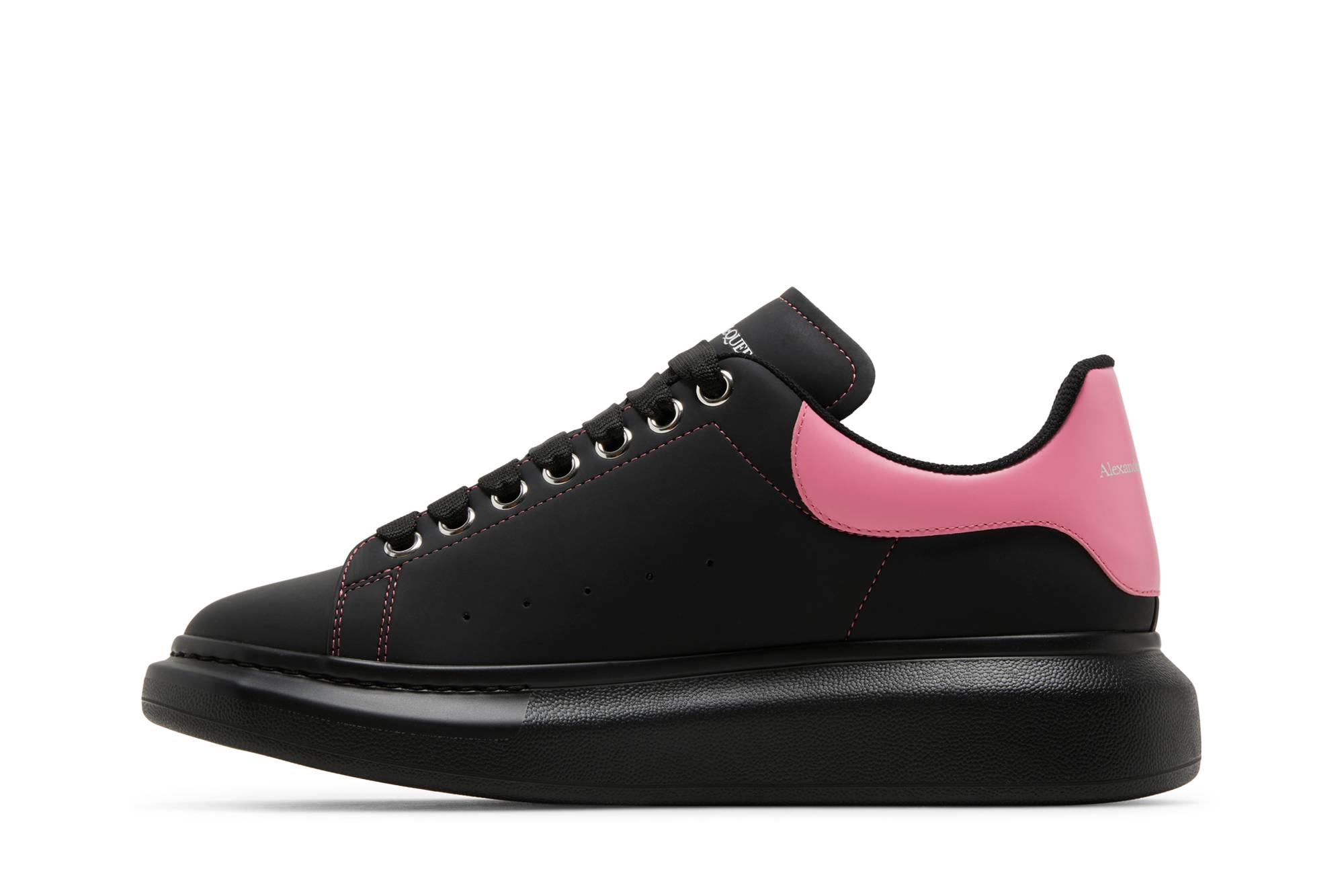 Lookbook Alexander McQueen Sneakers Oversize 'Hitam Gula Merah Muda' 735764-W4RJ9-1035