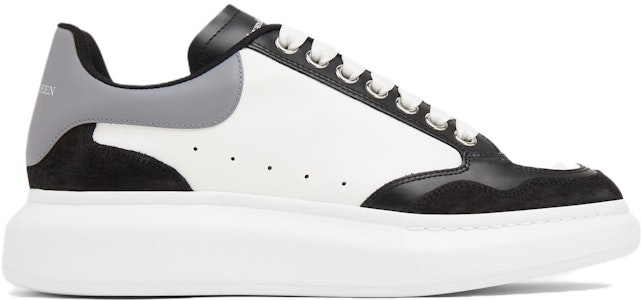 Alexander McQueen Sneakers Oversize 'Hitam Putih' 757710WIA5V1142 Order Alexander McQueen Sneakers Oversize 'Hitam Putih' 757710WIA5V1142