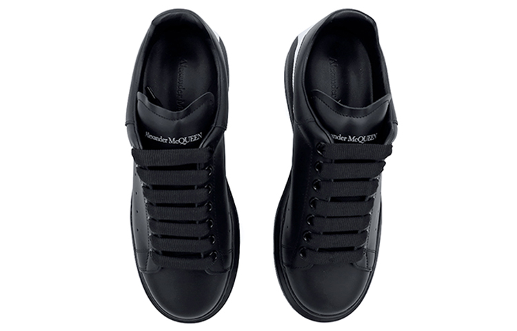 Alexander McQueen Oversized Sneaker 'Black White' 圖 3