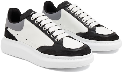 Alexander McQueen Sneakers Oversize 'Hitam Putih' 757710WIA5V1142 Shop Alexander McQueen Sneakers Oversize 'Hitam Putih' 757710WIA5V1142