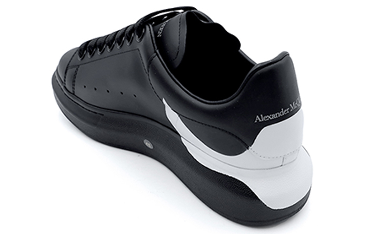 Alexander McQueen Oversized Sneaker 'Black White' 圖 4