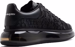 Purchase Sneaker Alexander McQueen Oversize ''Ricami Perline Botanici - Nero'' 730080W4TL91073