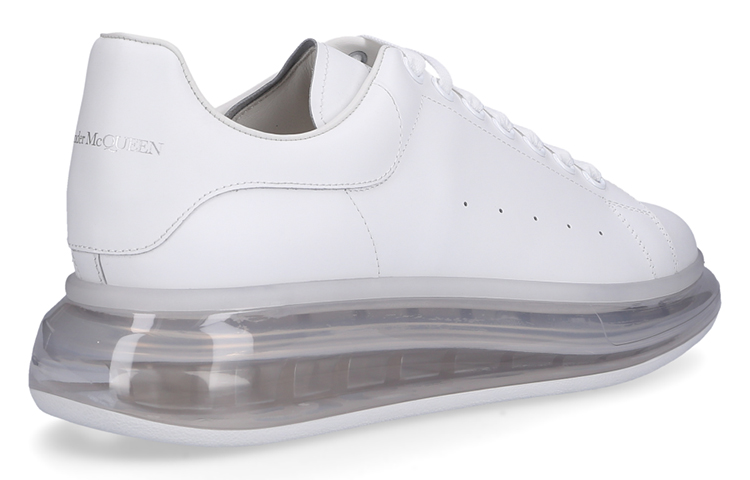 Shop Alexander McQueen Oversized Sneaker ''Transparante Zool - Wit'' 604232WHX989000