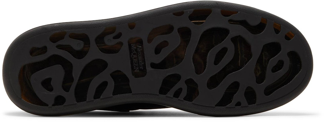 Alexander McQueen Sepatu Oversized 'Clear Sole - Hitam' 610812-WHYBH-1073 Shop Alexander McQueen Sepatu Oversized 'Clear Sole - Hitam' 610812-WHYBH-1073