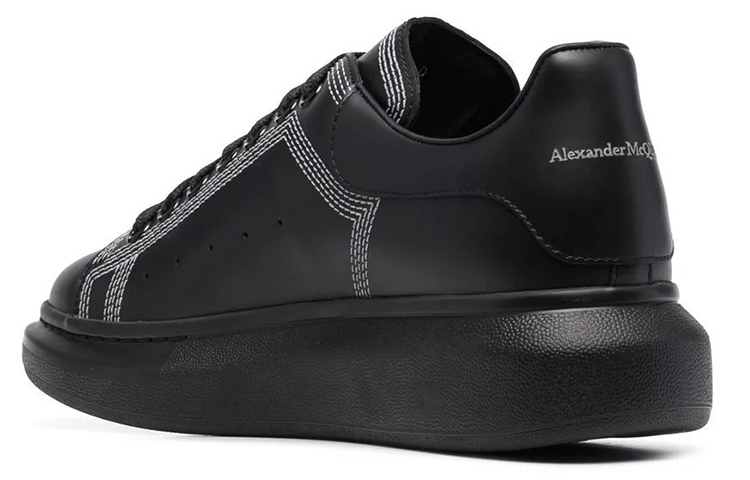 Shop Alexander McQueen Oversized Sneaker 'Sulaman - Hitam Perak' 662639WIA4V1081