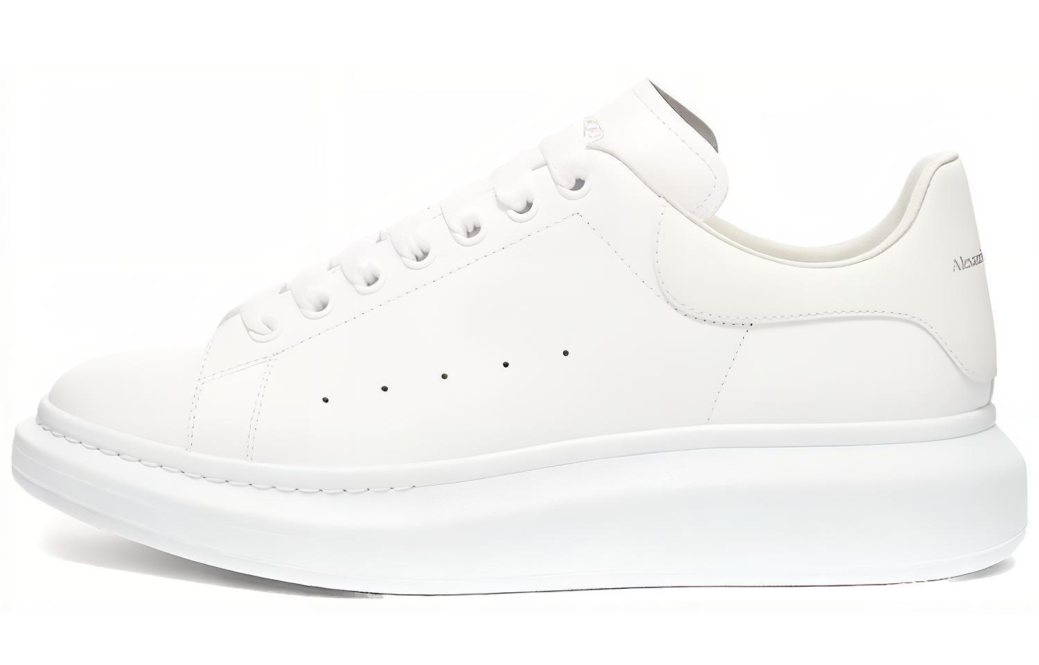 Buy Zapatillas Alexander McQueen Oversized 'Talón Brilla en la Oscuridad' 662652-WIA4M-9000