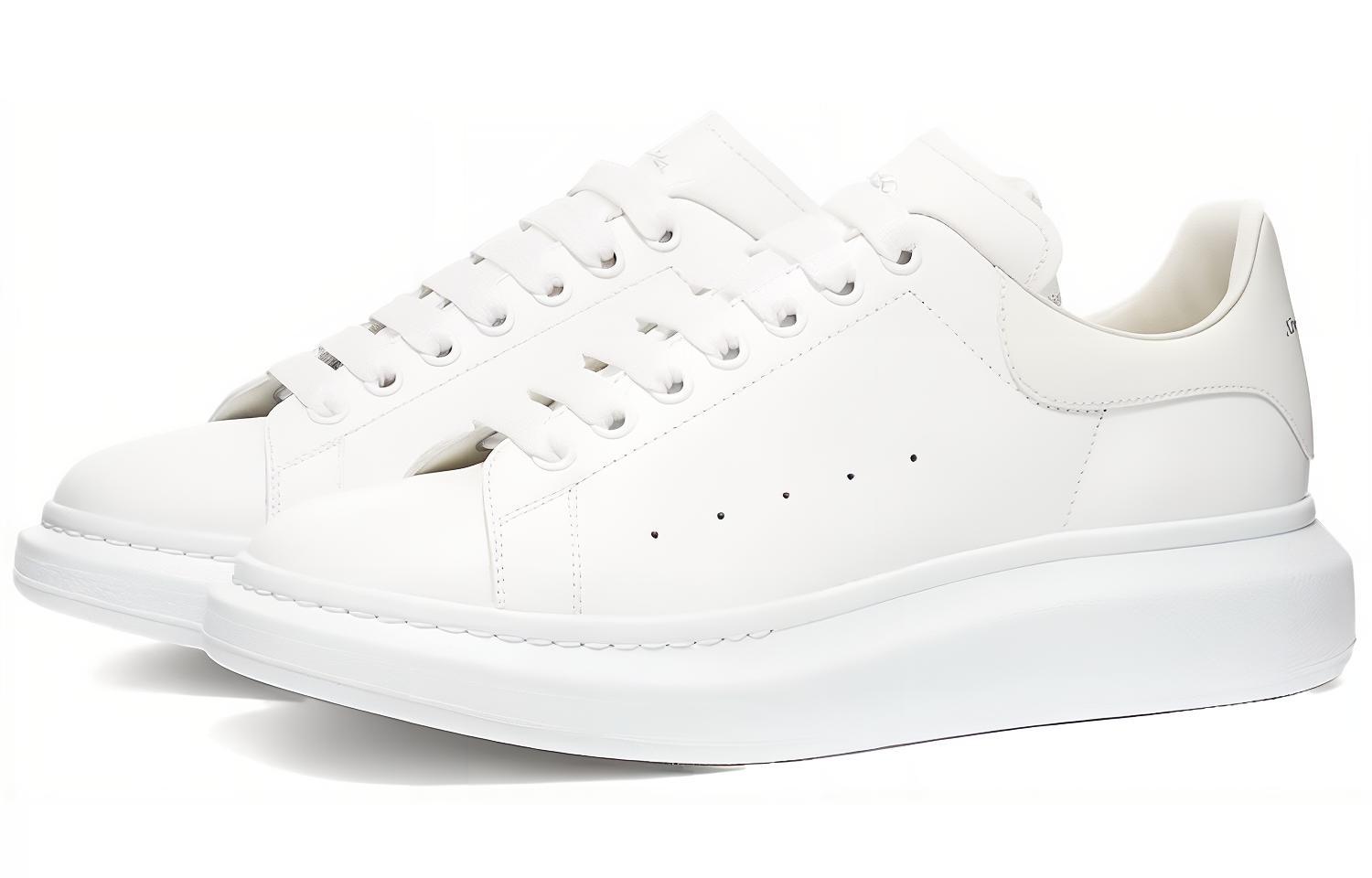 Lookbook Zapatillas Alexander McQueen Oversized 'Talón Brilla en la Oscuridad' 662652-WIA4M-9000