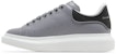 Alexander McQueen Oversized Sneaker 'Gun Grey' dalam Warna Kelabu Gelap 727394-WHXMT-1643