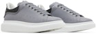 Alexander McQueen Oversized Sneaker 'Gun Grey' dalam Warna Kelabu Gelap 727394-WHXMT-1643